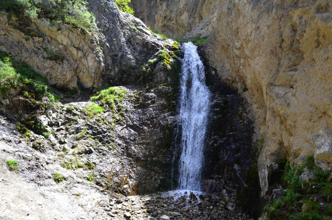 Ущелье Исык Ата, Водопад. Фото, Отзывы. Как доехать.